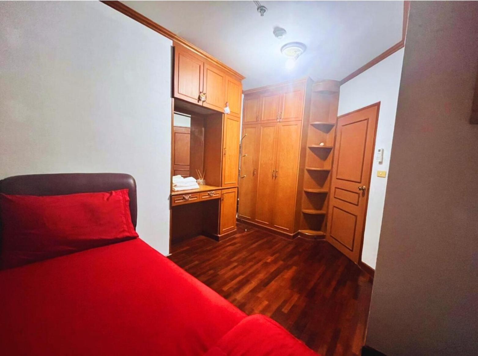 Grand Diamond Condo Suites 曼谷 外观 照片